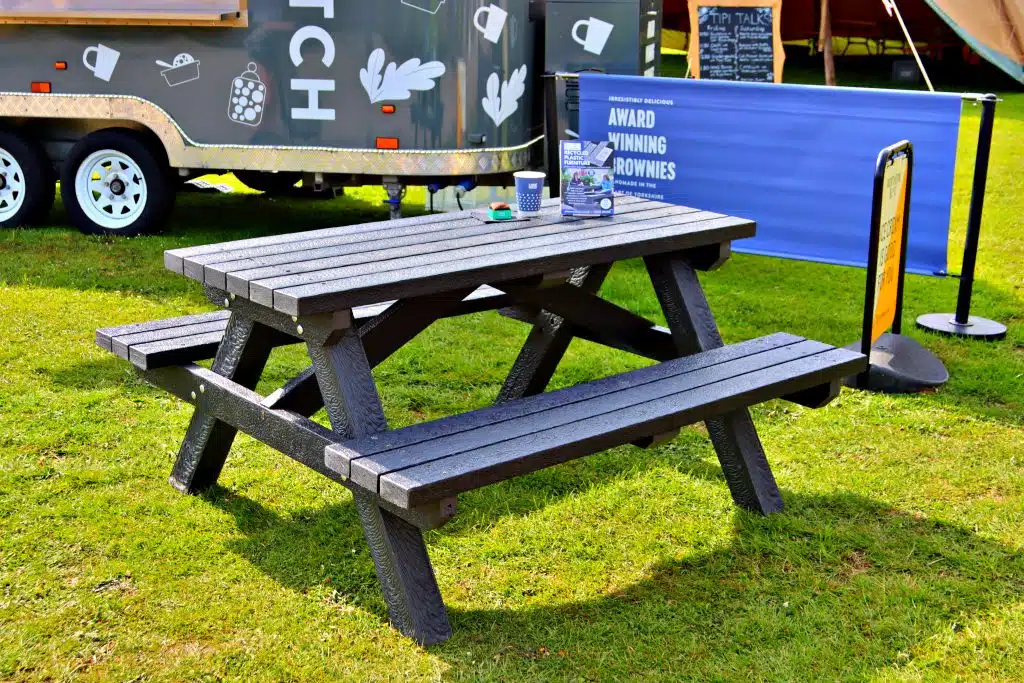 Recycled Plastic sustainable picnic bench perfect for business commercial and home garden